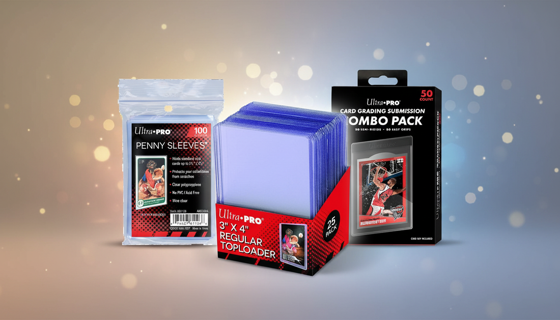 Toploader, Penny Sleeves und Semi-Rigid Card Holder nebeneinander als Kartenschutz-Vergleich